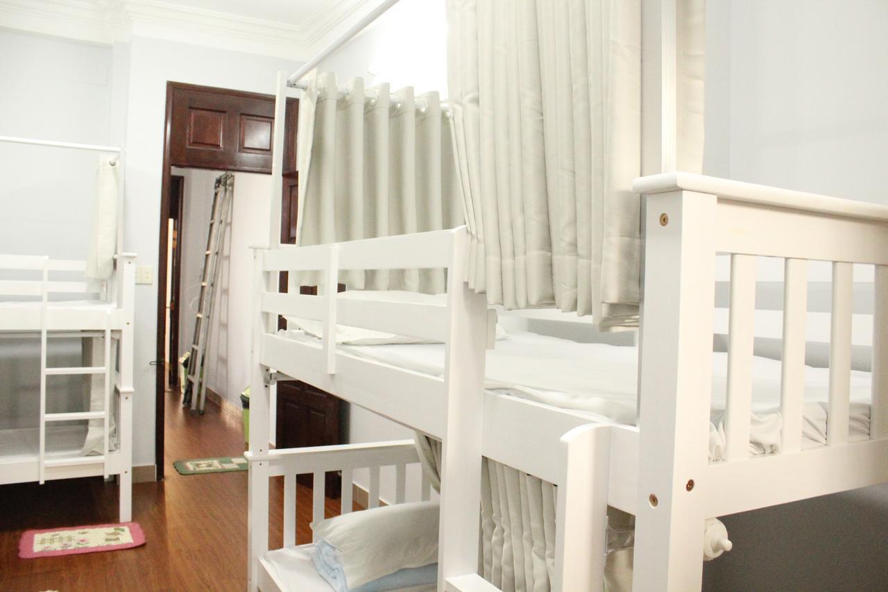 The Roost Hostel Ho Chi Minh City Exterior photo